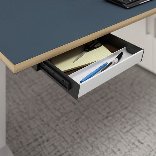 Essential desk callout 01